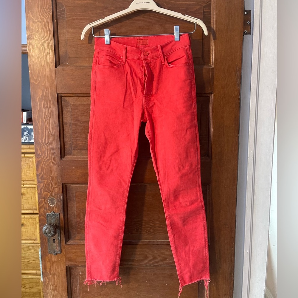 MOTHER The Stunner Ankle Fray in Tomato Size 26